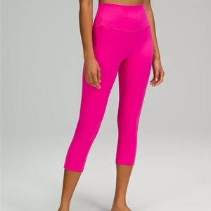 NWT Lululemon Pink Align Crop 21’ Size 12